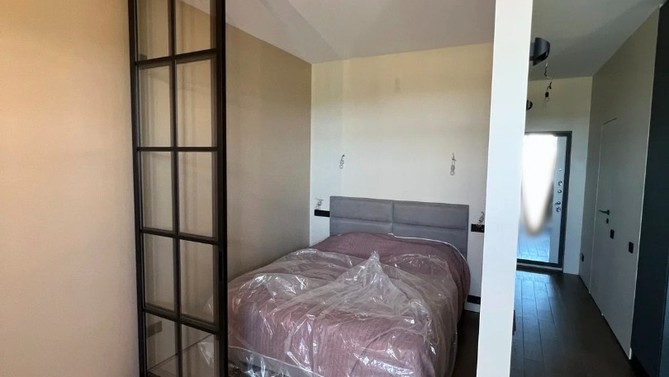 Межкомнатная перегородка Аскона, с прозрачным стеклом, с доводчиком в спальню, Арт.0021-05