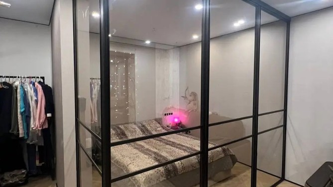 Раздвижная перегородка Aludoors, с прозрачным стеклом, в спальню, Арт.0035-03