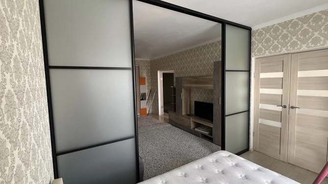 Межкомнатная перегородка Алюммир, с матовым стеклом, в квартиру, Арт.0078-02