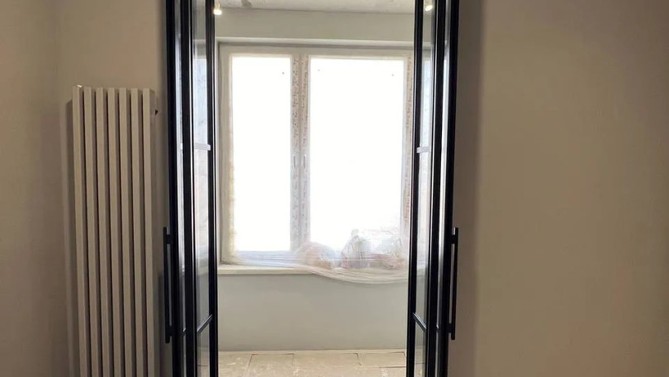 Межкомнатная перегородка Верда, с прозрачным стеклом, на балкон, Арт.0081-05