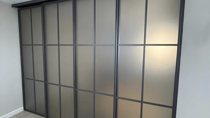 Каскадная перегородка Claroscuro, с матовым стеклом, с доводчиком в спальню, Арт.0101-02