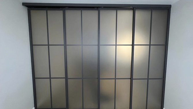 Каскадная перегородка Claroscuro, с матовым стеклом, с доводчиком в спальню, Арт.0101-03