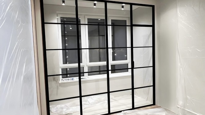 Статичная перегородка Ларвидж, с прозрачным стеклом, на балкон, Арт.0104-02