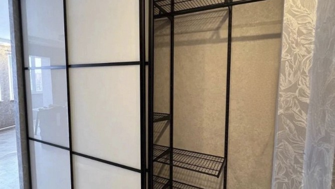 Раздвижная перегородка Murky, с доводчиком в прихожую, Арт.0146-02