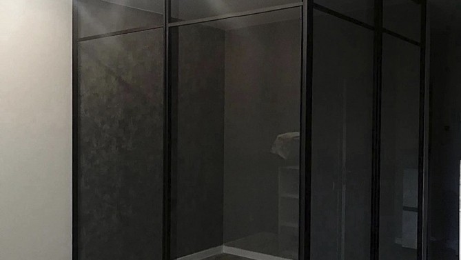 Угловая перегородка Mondo Interior, с прозрачным стеклом, с доводчиком в спальню, Арт.0362-02